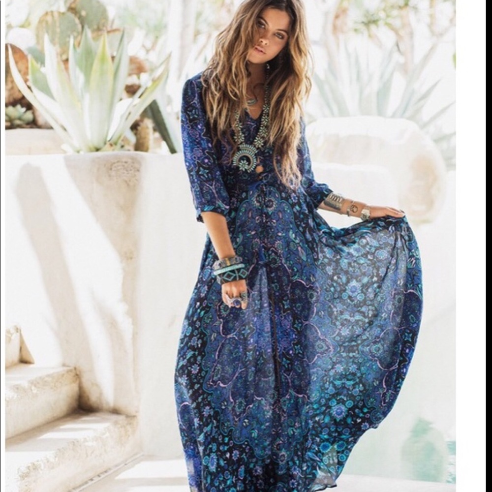 spell and the gypsy kiss the sky gown EUC